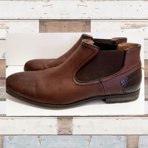 STEVE MADDEN leather ankle boot...11